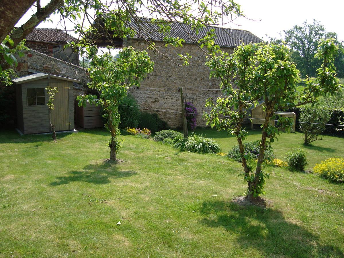 Bed and Breakfast Demeure Du Castel Les Châtelliers-Châteaumur Zewnętrze zdjęcie